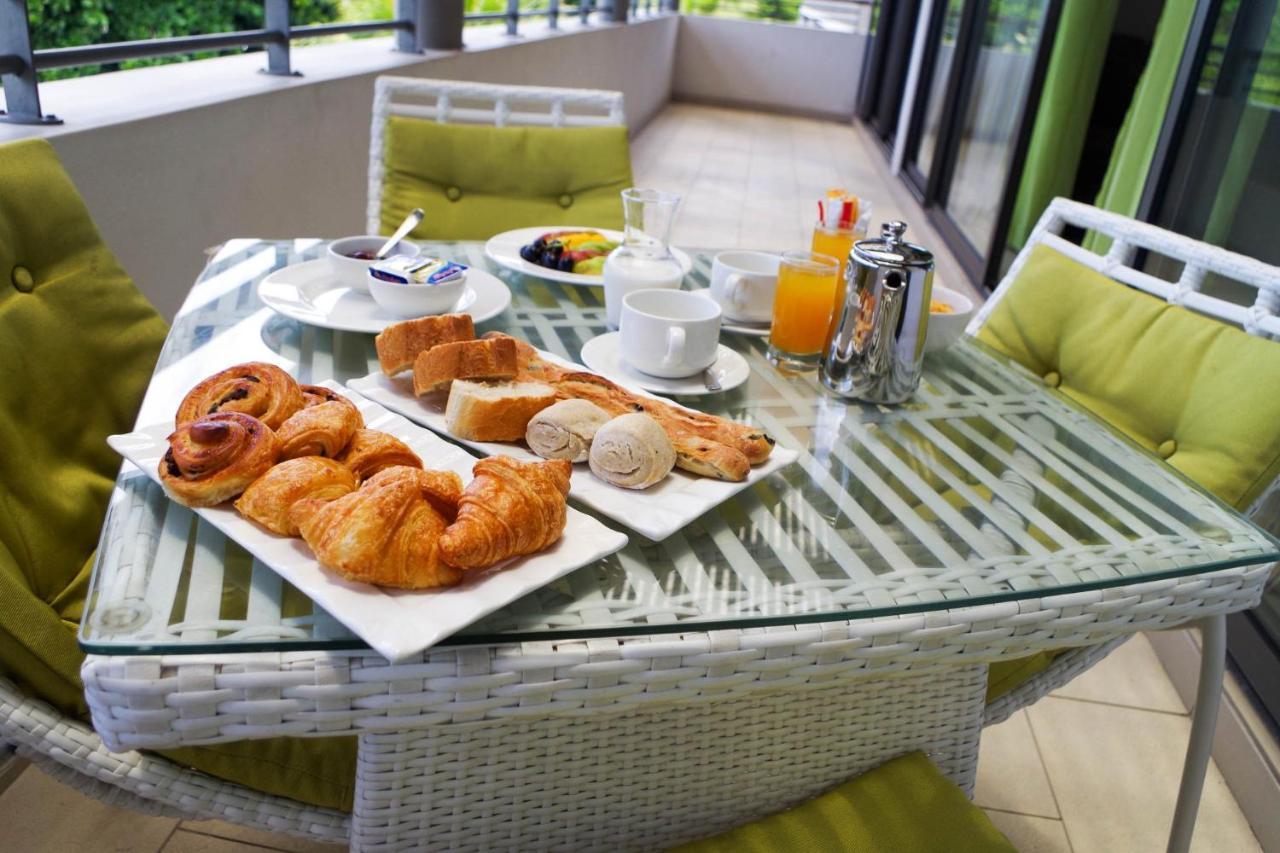 Nitzana Residences & Restaurant Pereybere Beach Ngoại thất bức ảnh