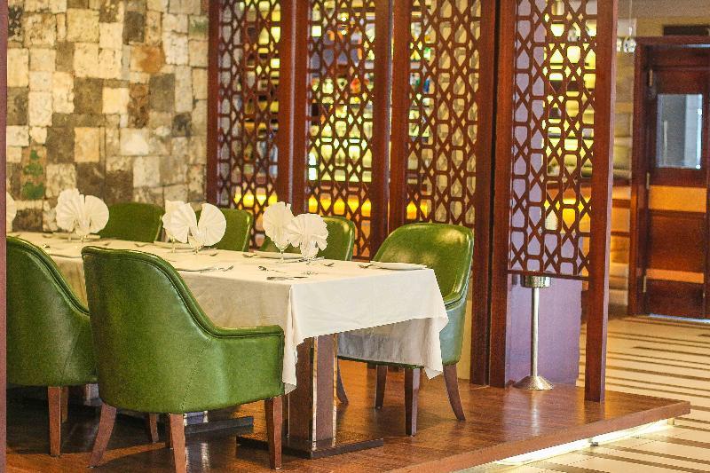 Nitzana Residences & Restaurant Pereybere Beach Ngoại thất bức ảnh